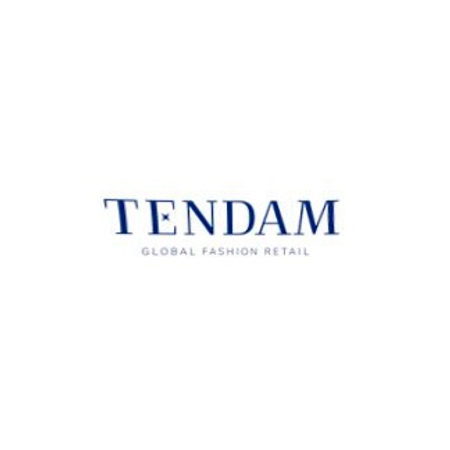Logotipo de Tendam en blanco y negro, en un fondo claro