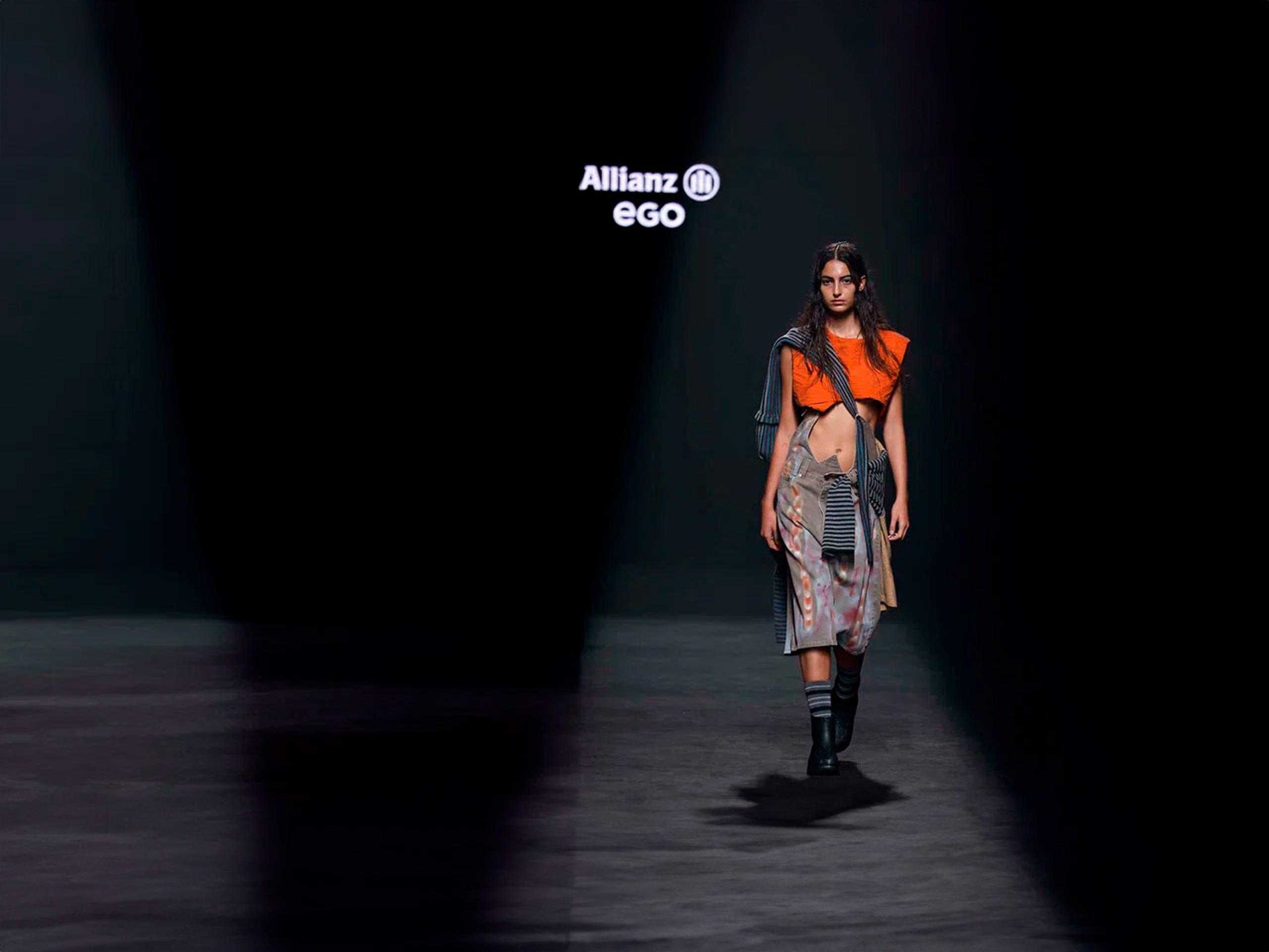 Título Superior en Diseño de Moda | IADE